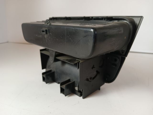 bontott OPEL VECTRA B Első Hamutartó