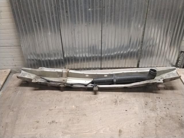 bontott OPEL VECTRA B Első Lökhárító Merevítő (Fém)