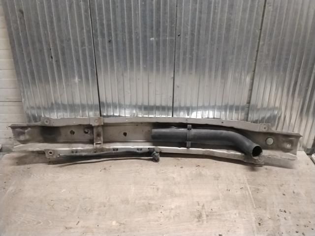 bontott OPEL VECTRA B Első Lökhárító Merevítő (Fém)