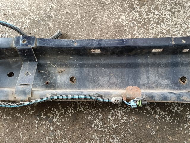 bontott OPEL VECTRA B Első Lökhárító Merevítő (Fém)