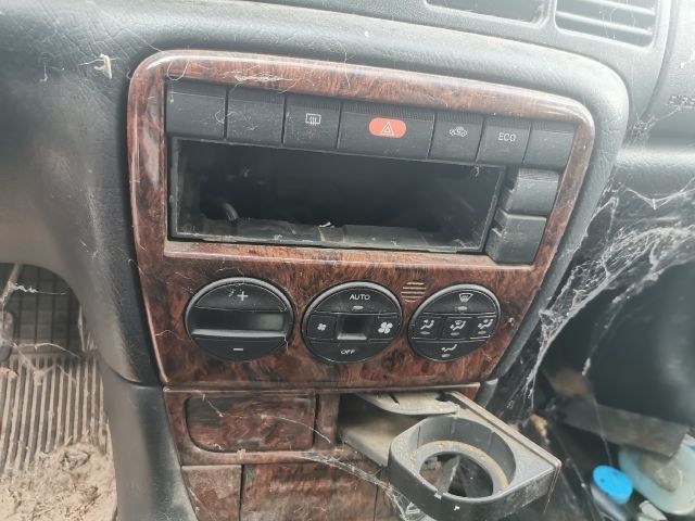 bontott OPEL VECTRA B Első Lökhárító (Részeivel)