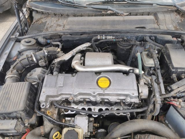 bontott OPEL VECTRA B Első Lökhárító (Részeivel)