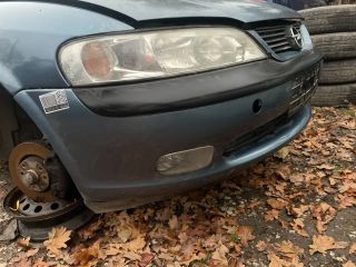 bontott OPEL VECTRA B Első Lökhárító (Részeivel)