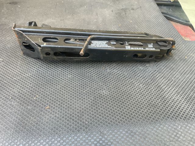 bontott OPEL VECTRA B Emelő