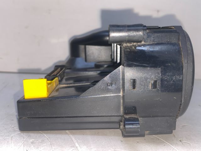 bontott OPEL VECTRA B Fűtéskapcsoló (digit klímás)