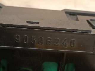 bontott OPEL VECTRA B Fűtéskapcsoló (digit klímás)