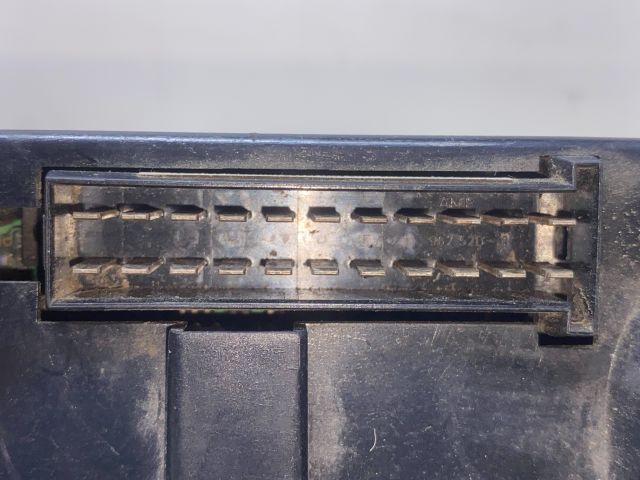 bontott OPEL VECTRA B Fűtéskapcsoló (digit klímás)