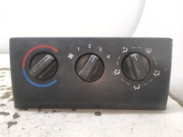bontott OPEL VECTRA B Fűtéskapcsoló (Nem klímás)