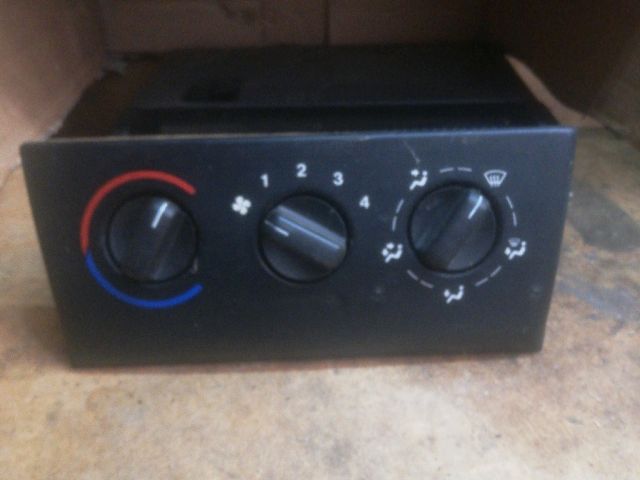 bontott OPEL VECTRA B Fűtéskapcsoló (Nem klímás)