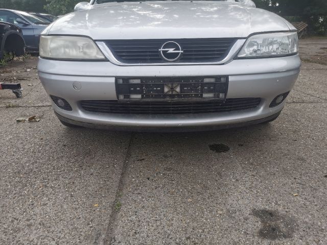 bontott OPEL VECTRA B Hátsó Lökhárító (Részeivel)