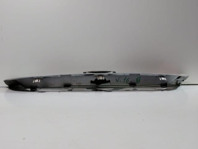 bontott OPEL VECTRA B Hűtőrács