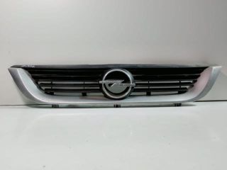bontott OPEL VECTRA B Hűtőrács
