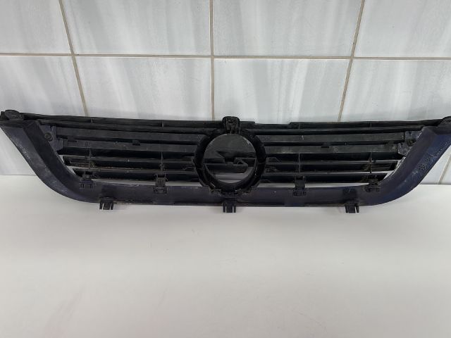bontott OPEL VECTRA B Hűtőrács