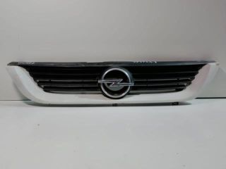 bontott OPEL VECTRA B Hűtőrács