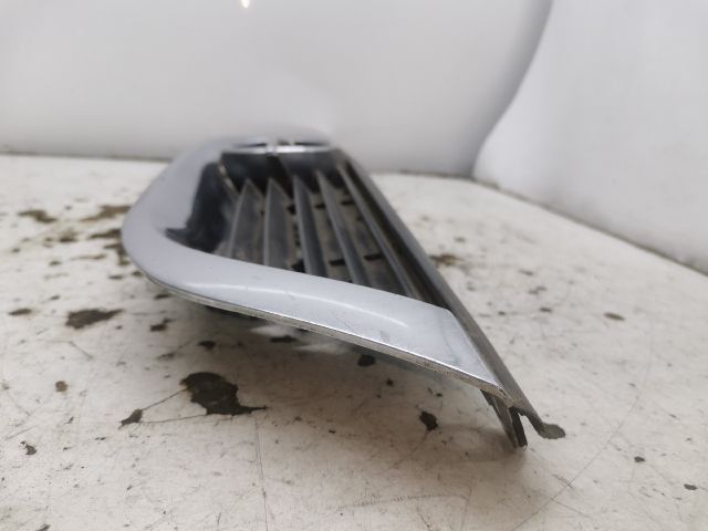 bontott OPEL VECTRA B Hűtőrács