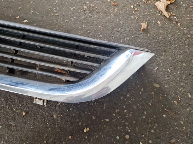 bontott OPEL VECTRA B Hűtőrács