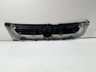 bontott OPEL VECTRA B Hűtőrács