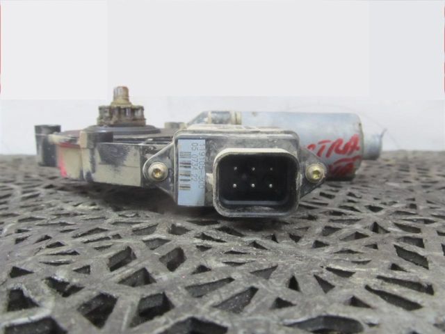 bontott OPEL VECTRA B Jobb első Ablakemelő Motor