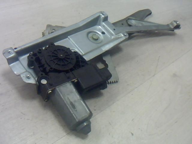 bontott OPEL VECTRA B Jobb első Ablakemelő Szerkezet (Elektromos)