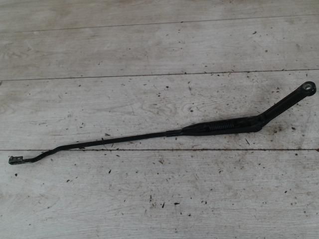 bontott OPEL VECTRA B Jobb első Ablaktörlő Kar