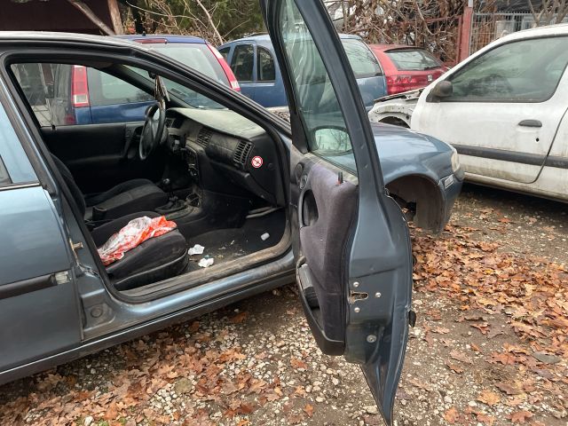 bontott OPEL VECTRA B Jobb első Ajtó (Üres lemez)