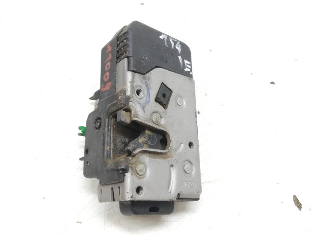 bontott OPEL VECTRA B Jobb első Ajtózár