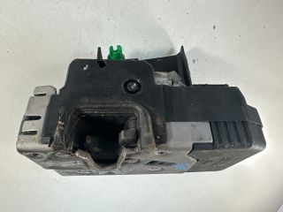 bontott OPEL VECTRA B Jobb első Ajtózár