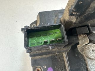 bontott OPEL VECTRA B Jobb első Ajtózár