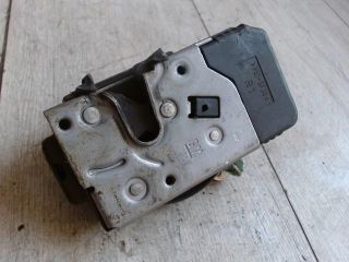 bontott OPEL VECTRA B Jobb első Ajtózár