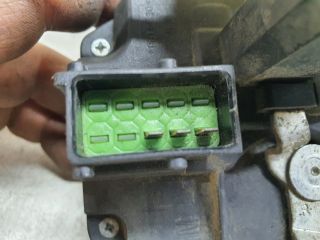 bontott OPEL VECTRA B Jobb első Ajtózár