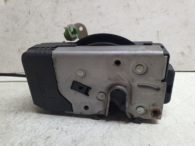 bontott OPEL VECTRA B Jobb első Ajtózár