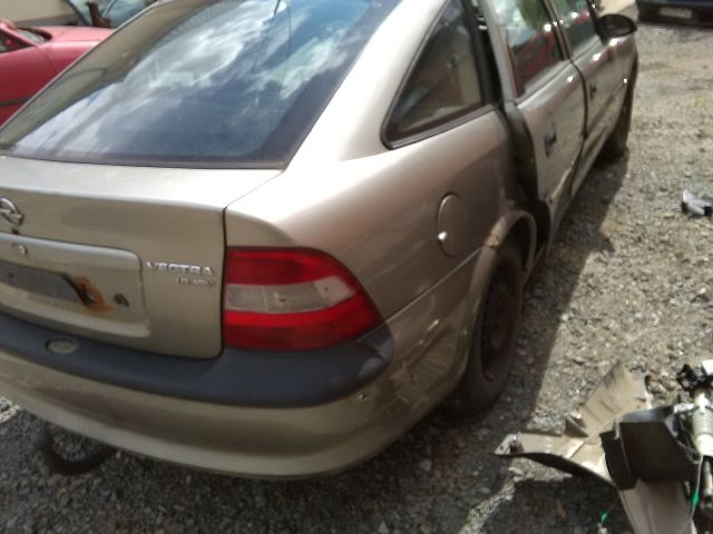 bontott OPEL VECTRA B Jobb első Biztonsági Öv