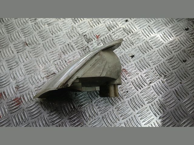 bontott OPEL VECTRA B Jobb első Irányjelző