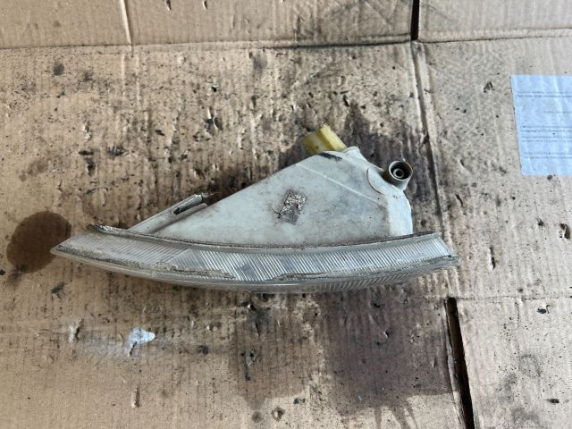 bontott OPEL VECTRA B Jobb első Irányjelző