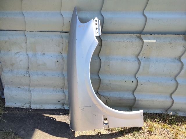 bontott OPEL VECTRA B Jobb első Sárvédő