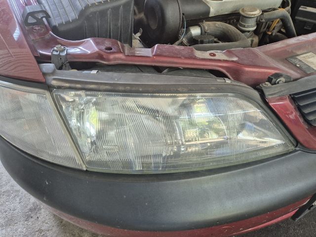 bontott OPEL VECTRA B Jobb Fényszóró