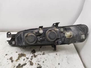 bontott OPEL VECTRA B Jobb Fényszóró