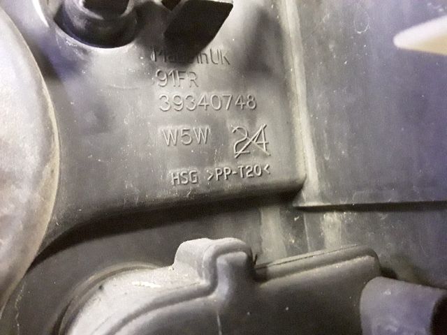 bontott OPEL VECTRA B Jobb Fényszóró