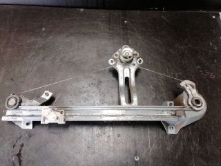 bontott OPEL VECTRA B Jobb hátsó Ablakemelő Szerkezet (Mechanikus)