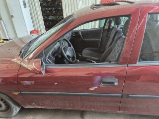 bontott OPEL VECTRA B Jobb hátsó Ajtó (Részeivel)