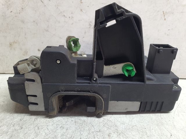 bontott OPEL VECTRA B Jobb hátsó Ajtózár