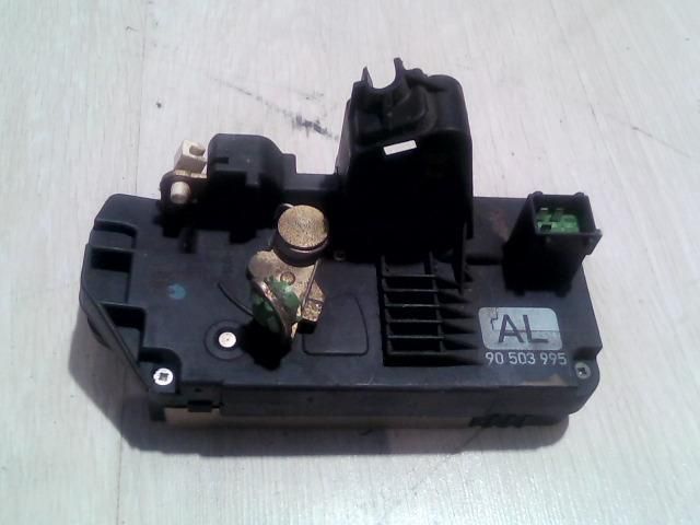 bontott OPEL VECTRA B Jobb hátsó Ajtózár