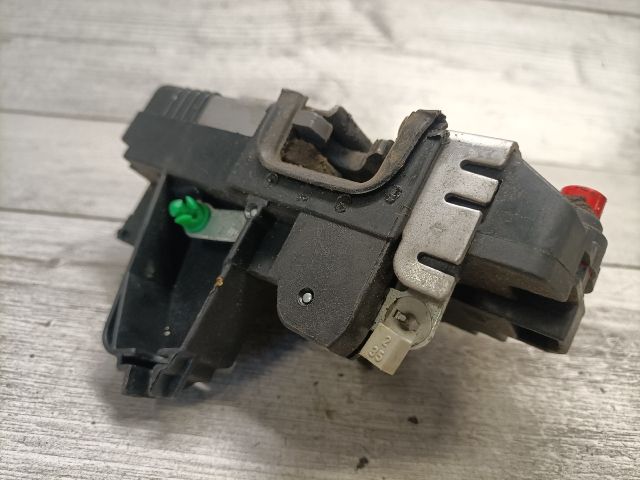 bontott OPEL VECTRA B Jobb hátsó Ajtózár