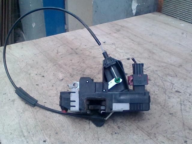 bontott OPEL VECTRA B Jobb hátsó Ajtózár