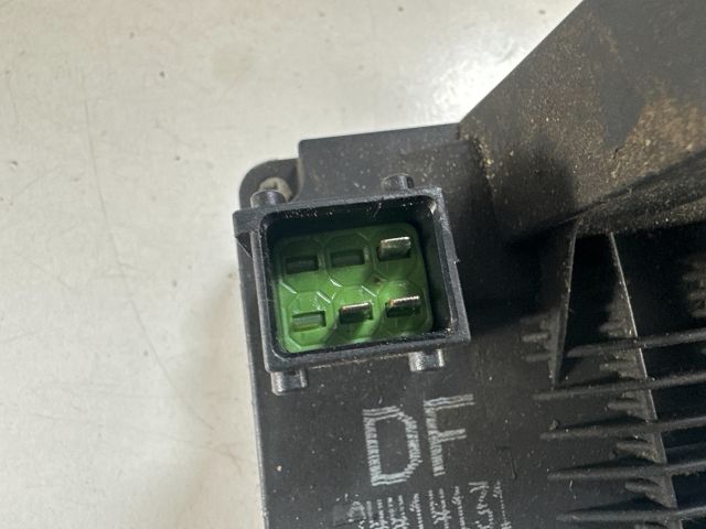 bontott OPEL VECTRA B Jobb hátsó Ajtózár