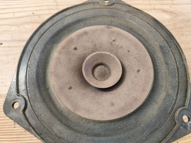 bontott OPEL VECTRA B Jobb hátsó Hangszóró