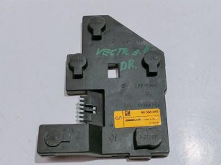 bontott OPEL VECTRA B Jobb Hátsó Lámpa Foglalat