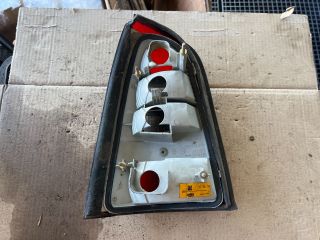 bontott OPEL VECTRA B Jobb Hátsó Lámpa
