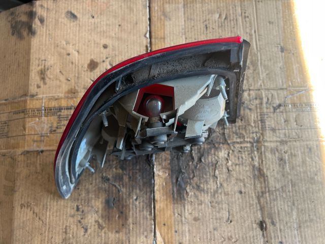 bontott OPEL VECTRA B Jobb Hátsó Lámpa