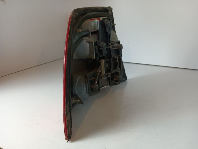 bontott OPEL VECTRA B Jobb Hátsó Lámpa